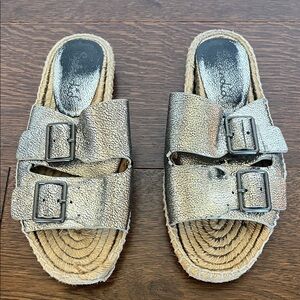 Splendid metallic sandals